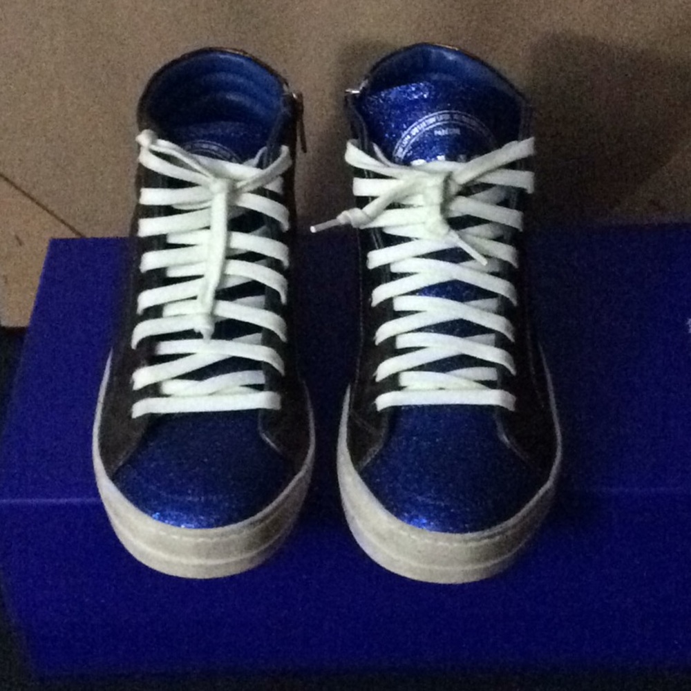 P448 FAIRLY NEW SNEAKERS ONLY WORN 2xs Gr Cond